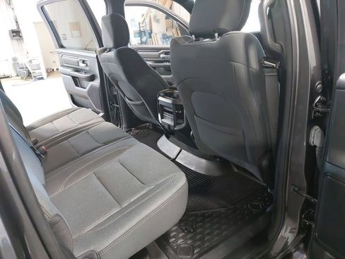 Used 2022 RAM 1500 Big Horn AWD/4WD image 11