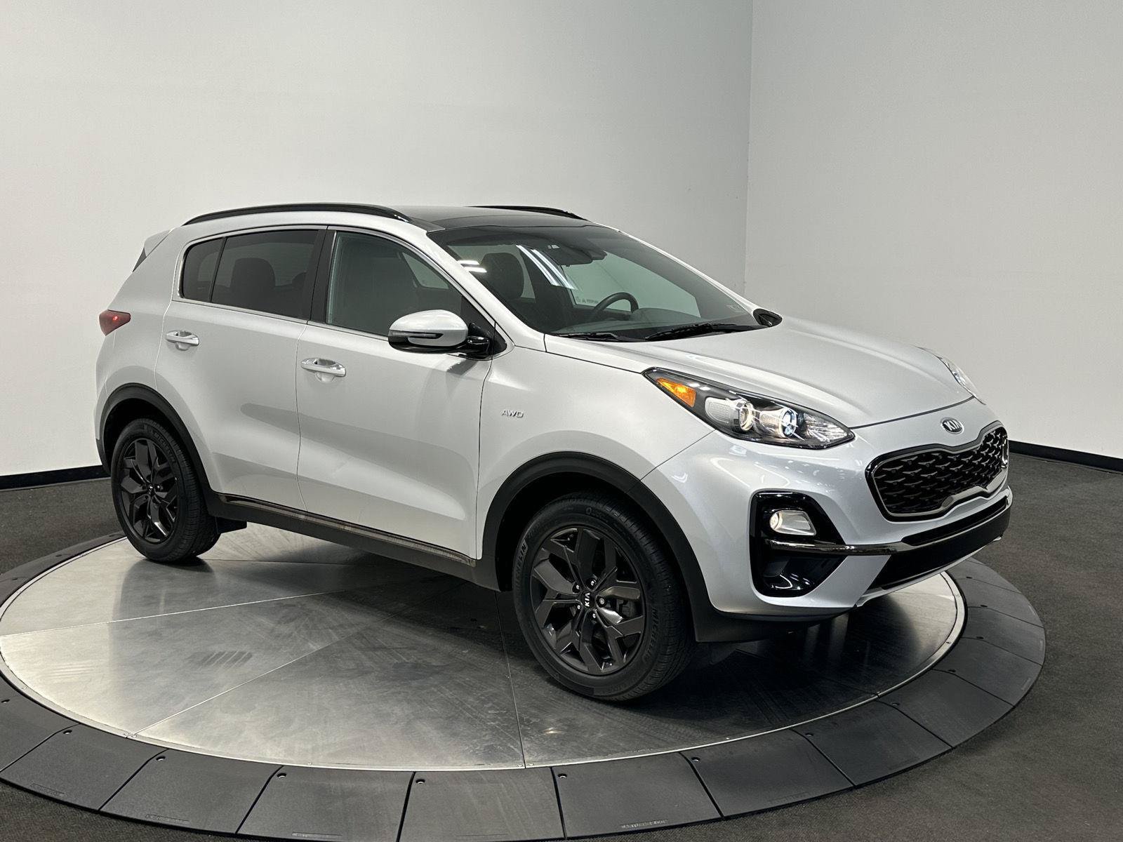 Used 2020 Kia Sportage S w/ S Sunroof Package AWD/4WD image 2