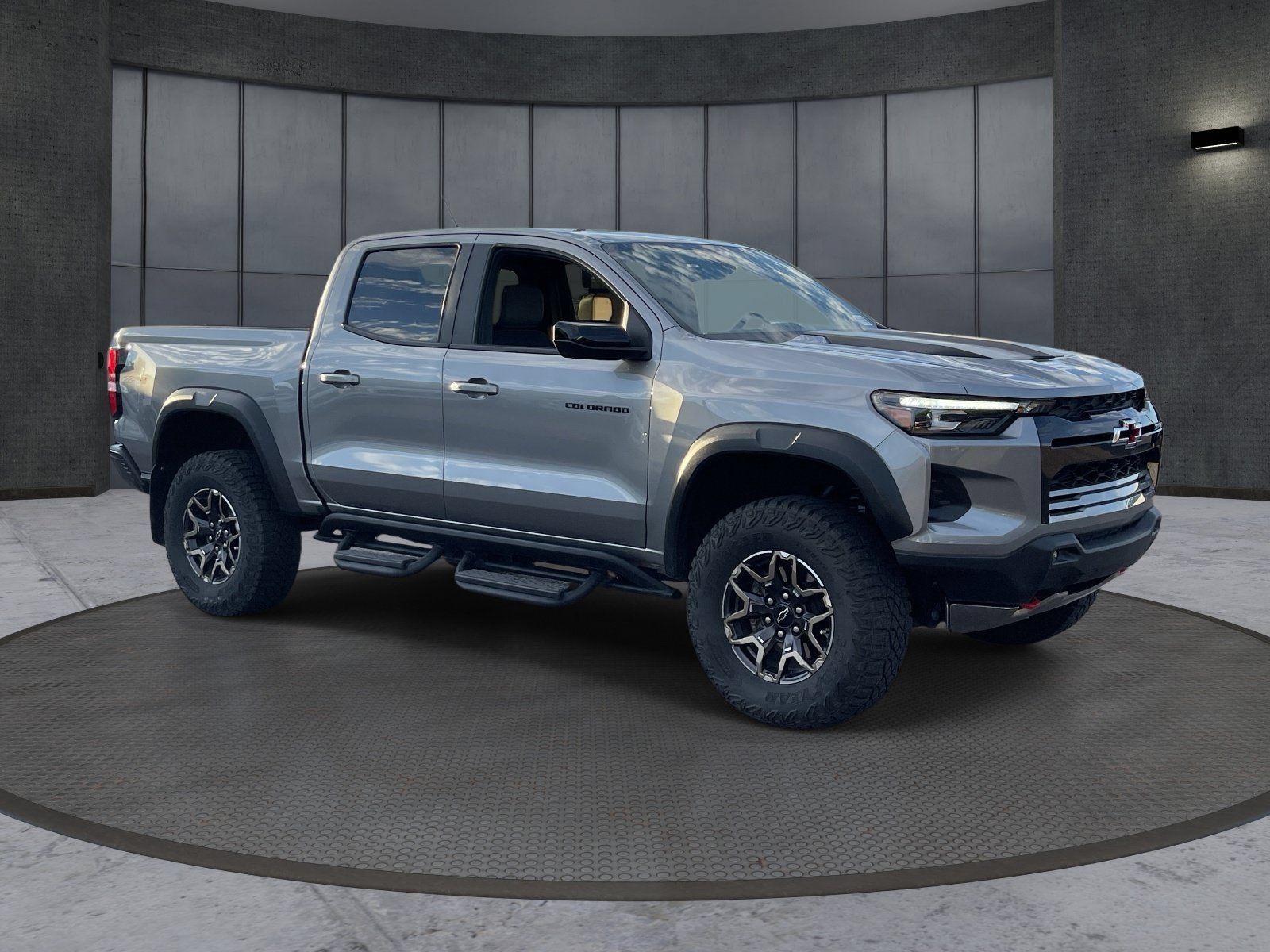 Certified 2024 Chevrolet Colorado ZR2 w/ LPO, Flex Utility Package AWD/4WD image 8