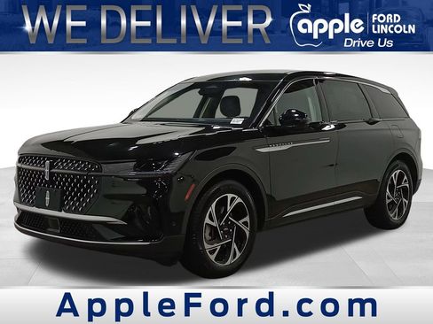 Certified 2024 Lincoln Nautilus Premier AWD/4WD image 9