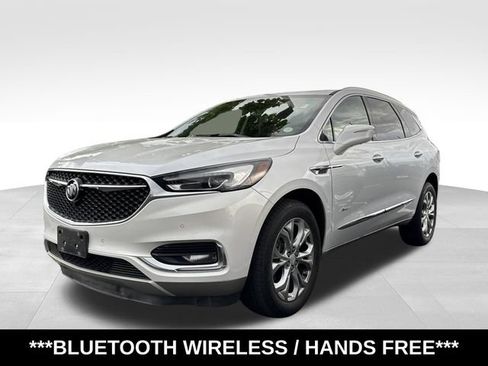 Used 2018 Buick Enclave Avenir w/ Avenir Technology Package AWD/4WD image 3