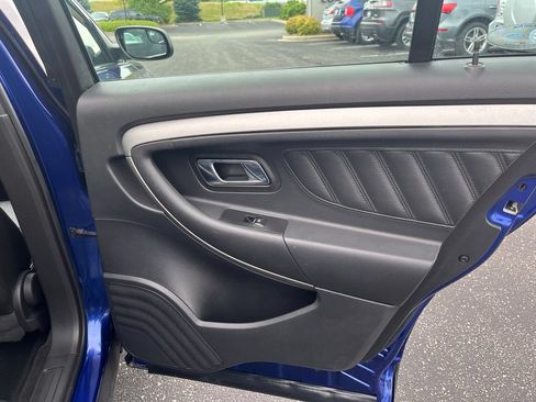 Used 2014 Ford Taurus SEL w/ Equipment Group 201A FWD image 24