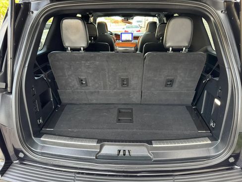 Used 2020 Lincoln Navigator Reserve w/ Luxury Package AWD/4WD image 23