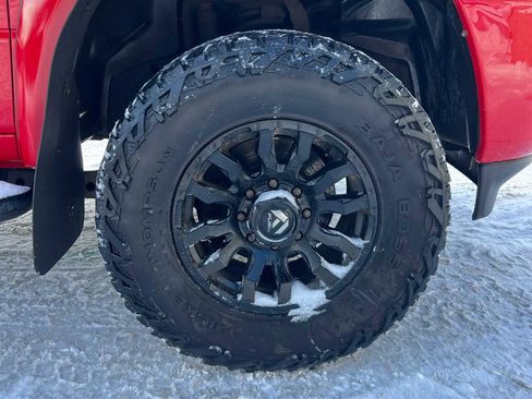 Used 2021 RAM 2500 Big Horn w/ Night Edition image 10