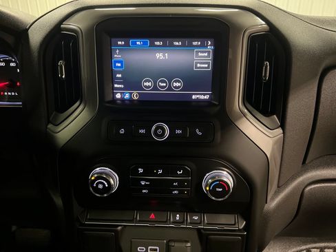 Certified 2021 GMC Sierra 1500 2WD Regular Cab w/ Trailering Package image 23