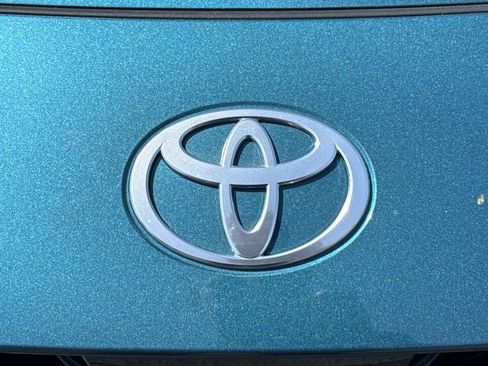 Used 2025 Toyota Camry XSE FWD image 8