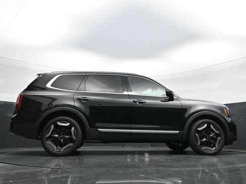Used 2023 Kia Telluride S FWD image 44
