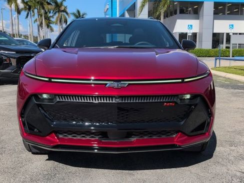 New 2026 Chevrolet Equinox EV RS FWD image 2