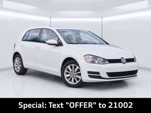 Used 2015 Volkswagen Golf S FWD image 2