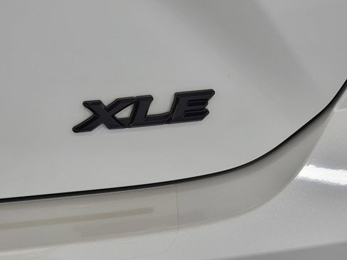Used 2026 Toyota Camry XLE w/ Premium Package AWD/4WD image 10