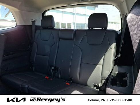 Used 2023 Kia Telluride EX image 14