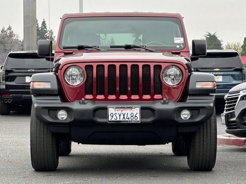 Used 2022 Jeep Wrangler Sport S image 10