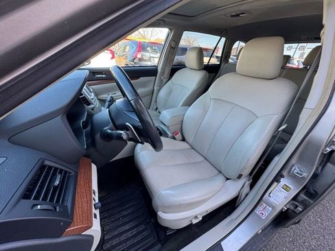 Used 2014 Subaru Outback 2.5i Limited image 9