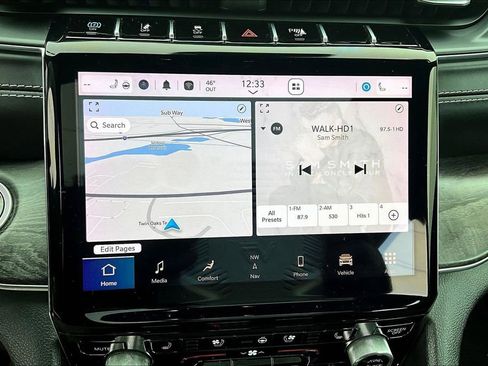 Used 2022 Jeep Grand Cherokee Overland AWD/4WD image 15