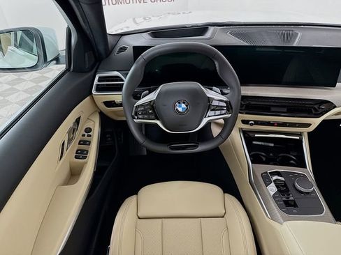 Used 2025 BMW 330i xDrive 330i xDrive w/ Premium Package image 23