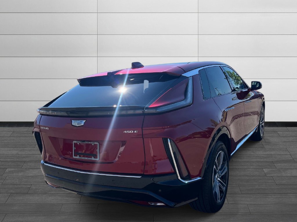 Used 2024 Cadillac Lyriq Luxury RWD image 5