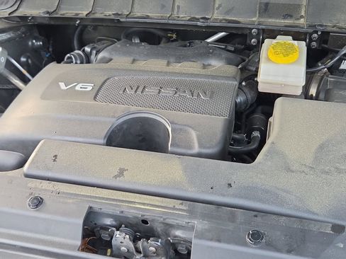Used 2022 Nissan Pathfinder Platinum w/ Cargo Package FWD image 10