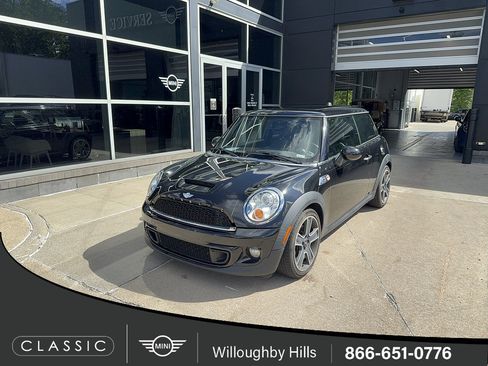 Used 2012 MINI Cooper S FWD image 1