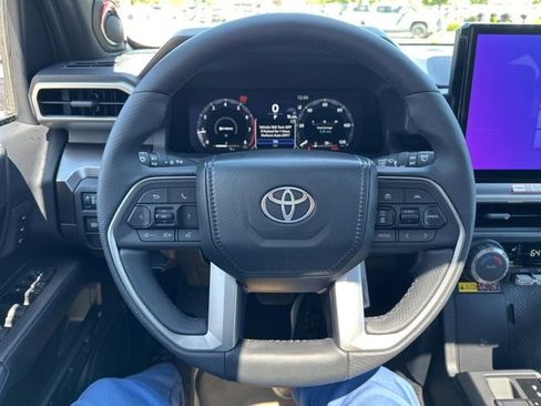 New 2026 Toyota 4Runner TRD Off-Road Premium AWD/4WD image 12