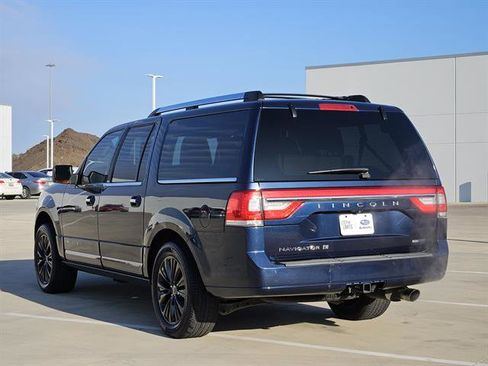 Used 2015 Lincoln Navigator L 2WD image 3