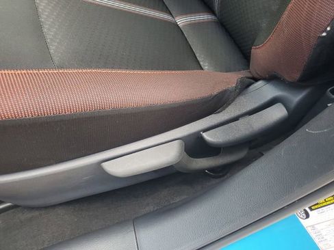 Used 2025 Nissan Versa SR w/ Trunk Package FWD image 18