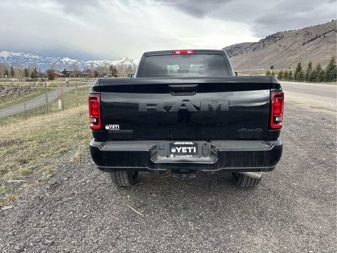 New 2026 RAM 2500 Big Horn AWD/4WD image 11