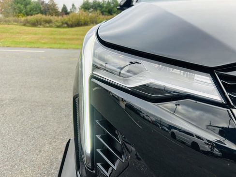 Used 2022 Cadillac CT4 V Blackwing w/ Carbon Fiber 1 Package image 12