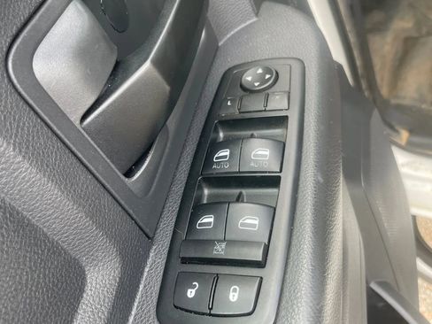 Used 2012 RAM 5500 2WD Crew Cab w/ Ambulance Prep Group image 22