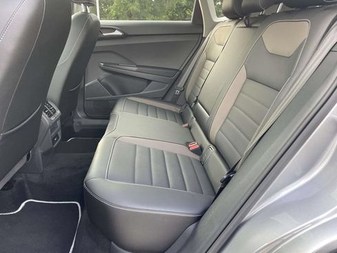 Certified 2023 Volkswagen Taos SEL AWD/4WD image 13