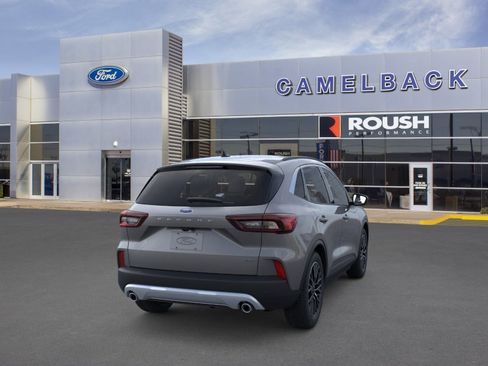 New 2026 Ford Escape SE FWD image 8