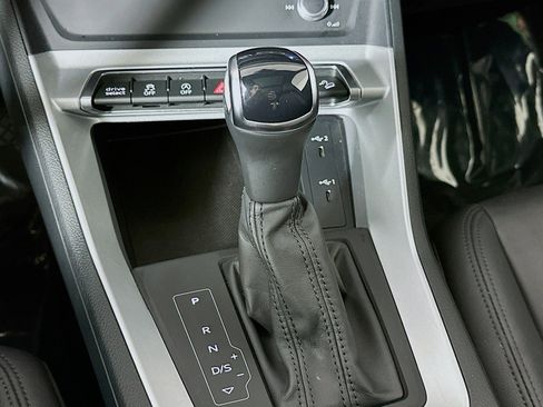 Used 2025 Audi Q3 2.0T Premium AWD/4WD image 7
