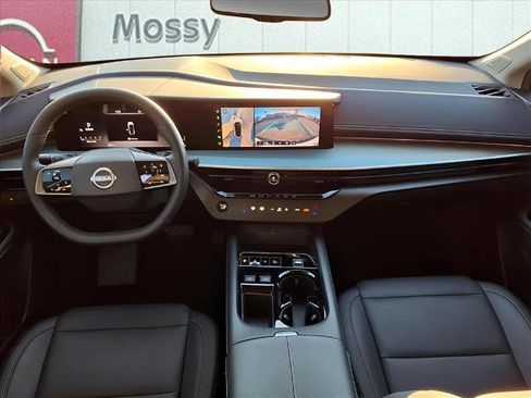 Certified 2025 Nissan Murano SL image 15