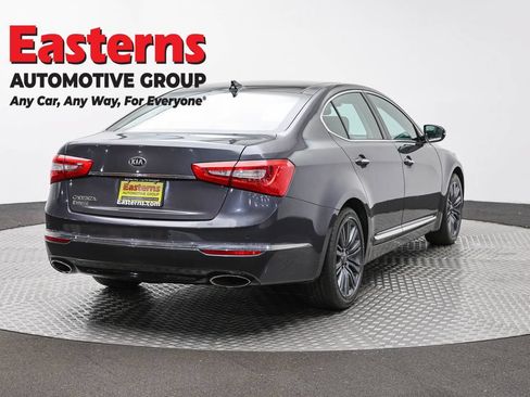 Used 2014 Kia Cadenza Premium w/ Luxury Package FWD image 5