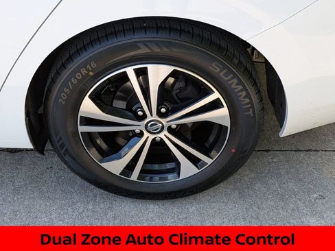 Certified 2023 Nissan Sentra SV w/ All-Weather Package FWD image 13