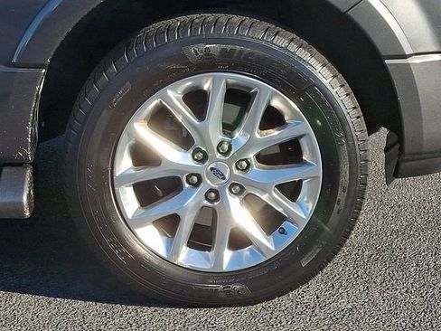 Used 2017 Ford Expedition Limited AWD/4WD image 11