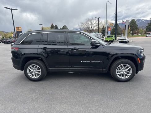 New 2026 Jeep Grand Cherokee Laredo X AWD/4WD image 4