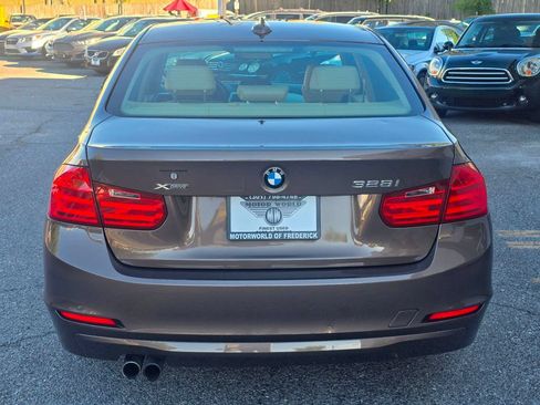 Used 2013 BMW 328i xDrive Sedan AWD/4WD image 5