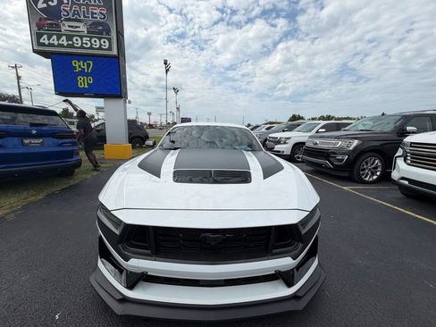 Used 2024 Ford Mustang Dark Horse RWD image 7