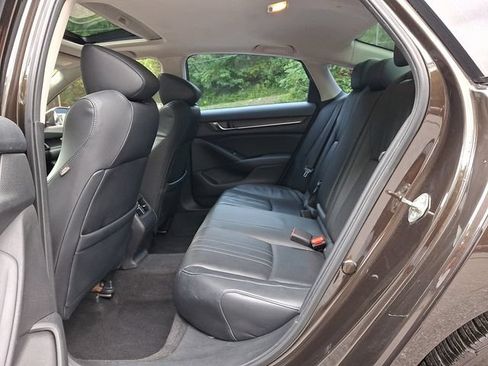 Used 2018 Honda Accord EX-L image 11