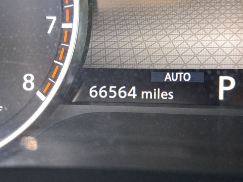 Certified 2022 Nissan Pathfinder SV w/ SV Premium Package image 26