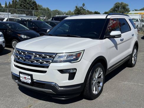 Used 2019 Ford Explorer Limited w/ Class III Trailer Tow Package AWD/4WD image 1