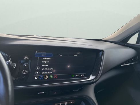 Used 2023 Buick Envision Preferred image 34