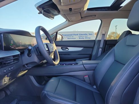 Certified 2025 Nissan Murano SL image 15