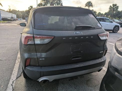 Used 2020 Ford Escape SE FWD image 6