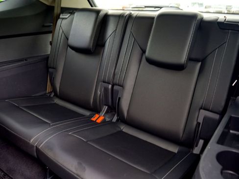 Used 2019 Volkswagen Atlas SE w/ Panoramic Sunroof Package FWD image 28