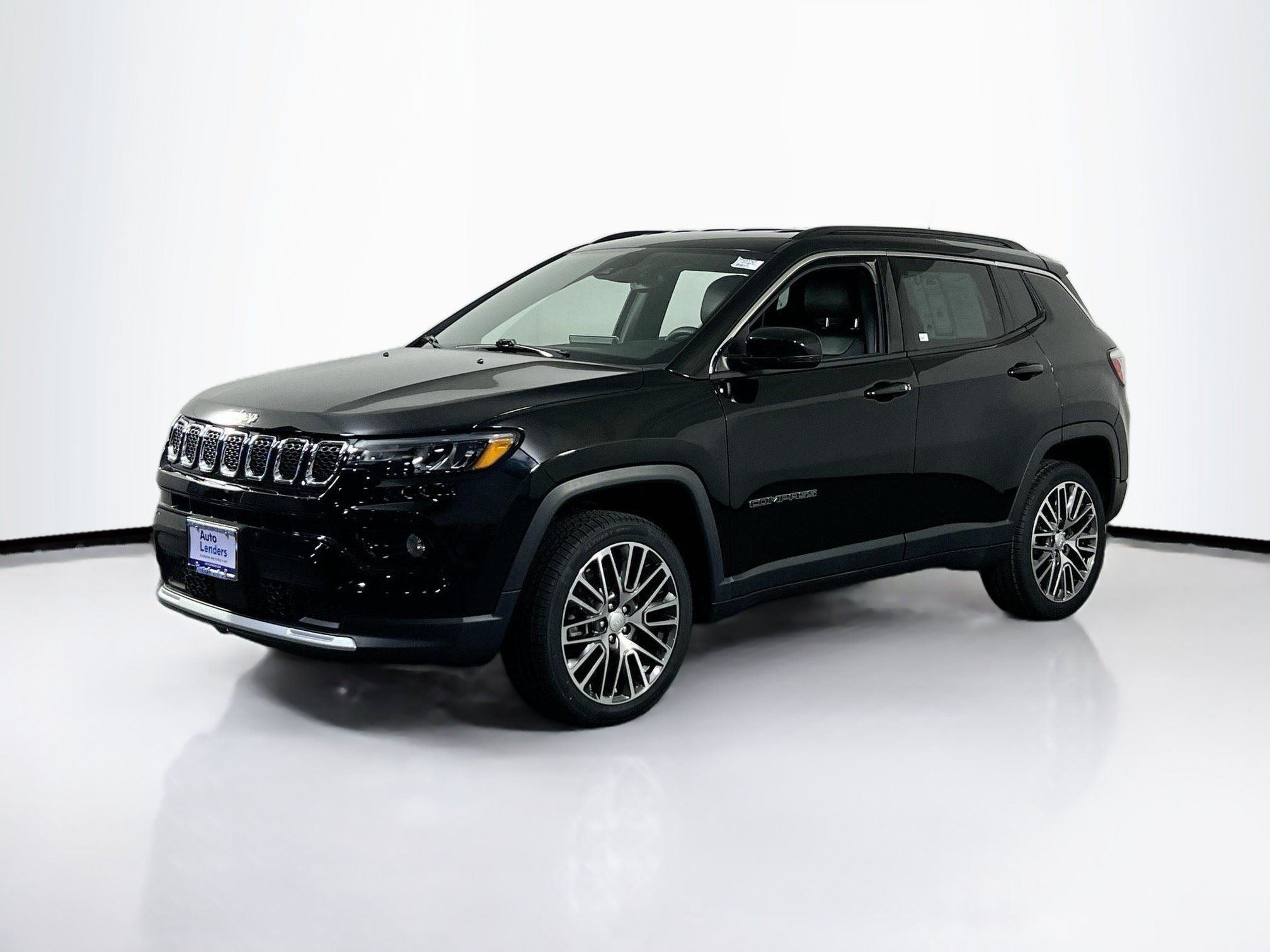 Used 2023 Jeep Compass Limited w/ Elite Group AWD/4WD image 1