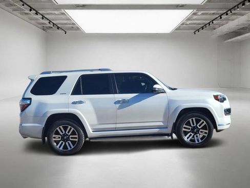 Used 2024 Toyota 4Runner Limited AWD/4WD image 7
