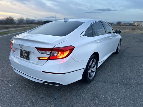 Used 2018 Honda Accord EX-L image 8