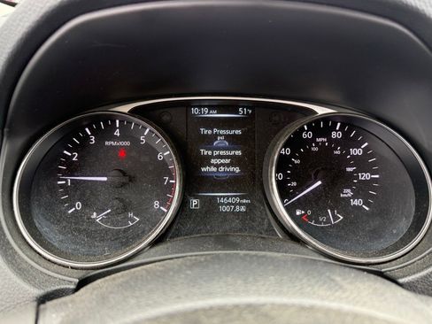 Used 2015 Nissan Rogue SV image 15