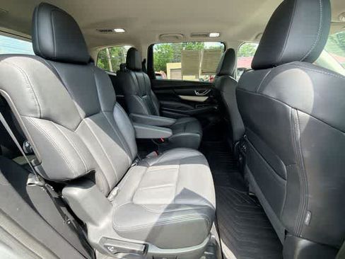 Used 2020 Subaru Ascent Limited w/ Popular Package #3 AWD/4WD image 24